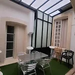 Appartement Centre Historique Place Jean Jaures Climatise 6 Couchages Avec Parking